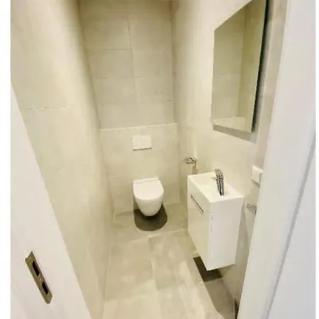 Spacious Two Bedrooms With Terrace&parking Luxembourg