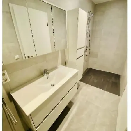 Spacious Two Bedrooms With Terrace&parking